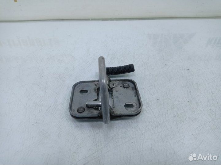 Крюк замка капота Volkswagen Passat B8 3G2 до