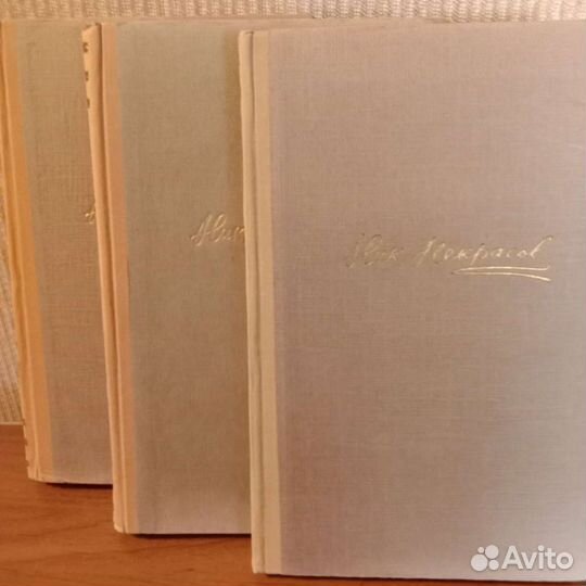 Книги (Отечествен. литература) (См.список)