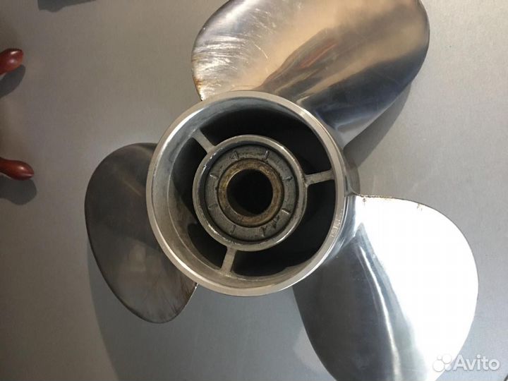 Винт гребной Solas 1531-143-17, 3*14.3*17 (R)