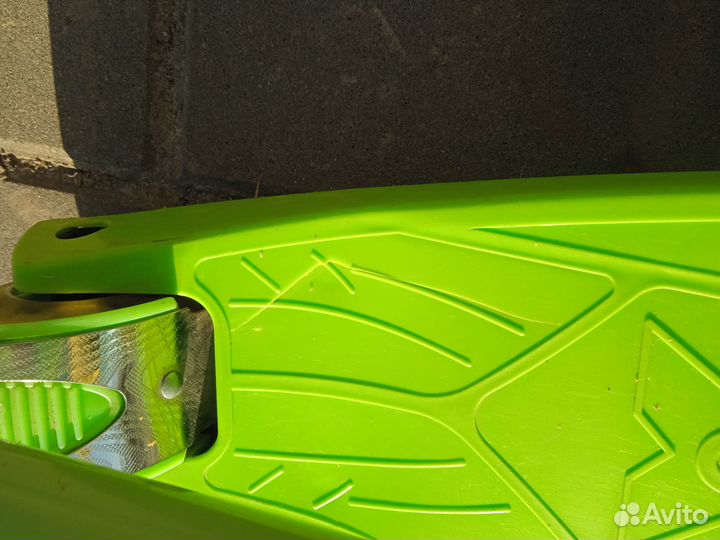 Самокат трехколесный