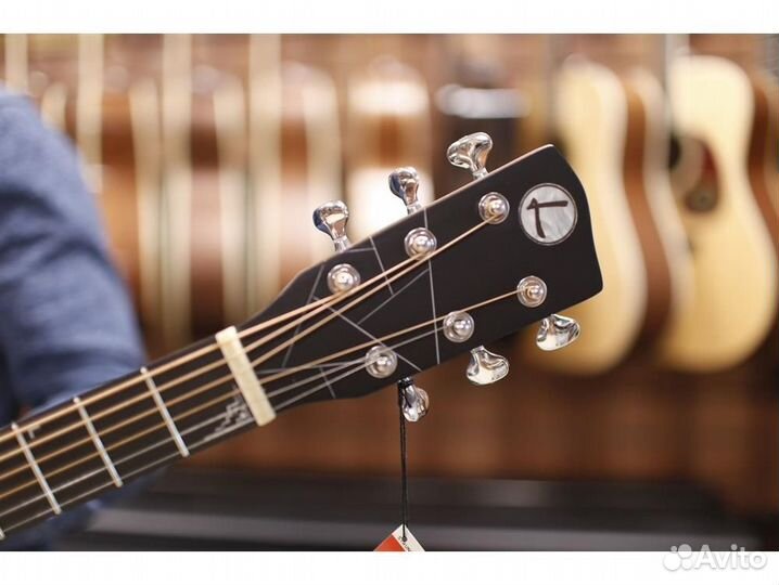 Luxars R2-K - Акустическая гитара, с вырезом, цвет