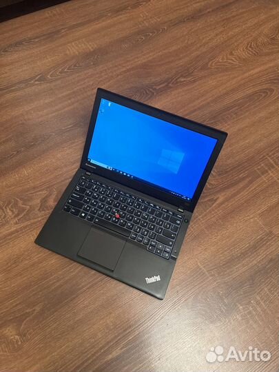 ThinkPad X240 i5-4210u 8gb 240ssd