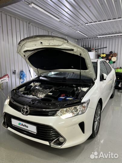 Toyota Camry, 2016
