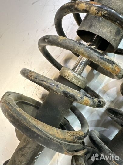 Chevrolet lacetti Амортизаторы Передние в сборе