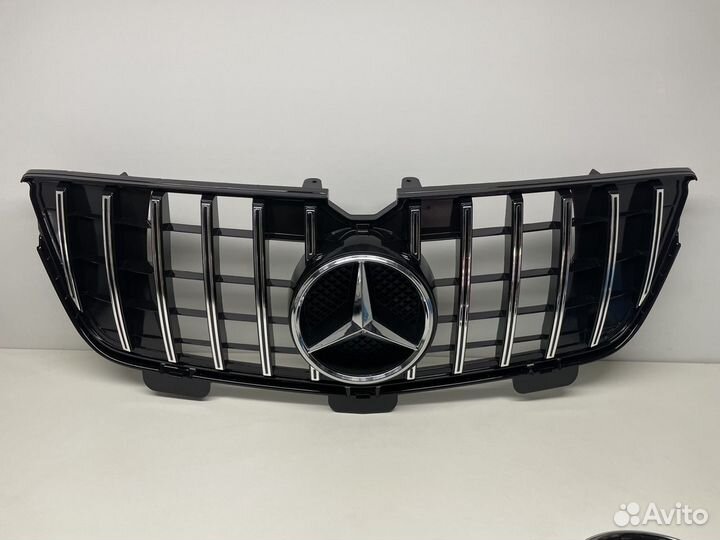 Решетка Mercedes GL W164