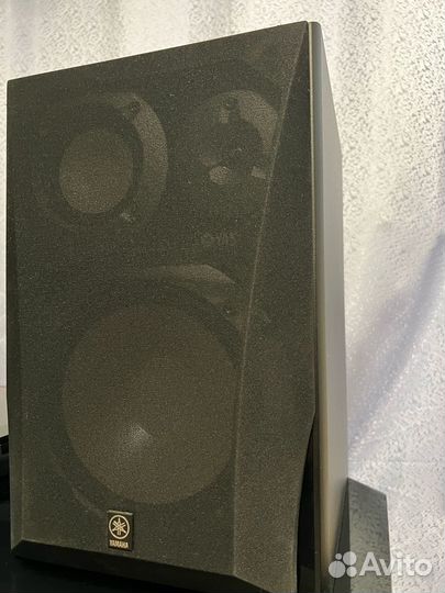 Полочная hi-fi акустика Yamaha NS-6490