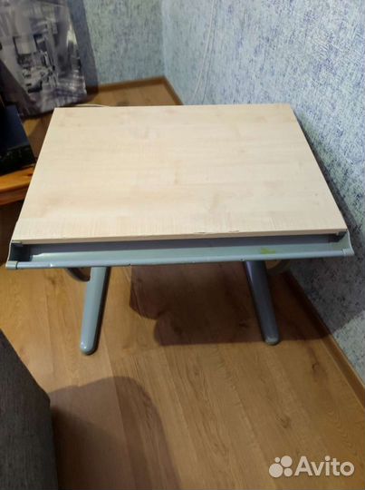 Растущая парта Дэми