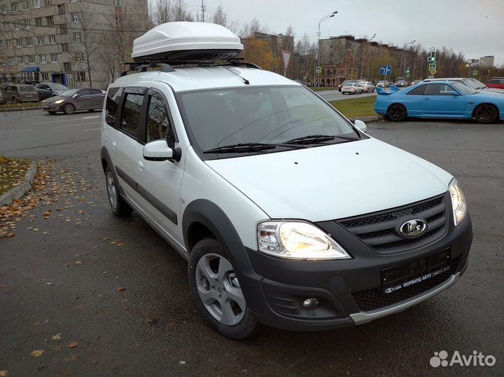 Бокс Магнум 420 белый карбон. На Лада Ларгус