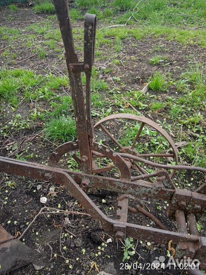 Конный плуг