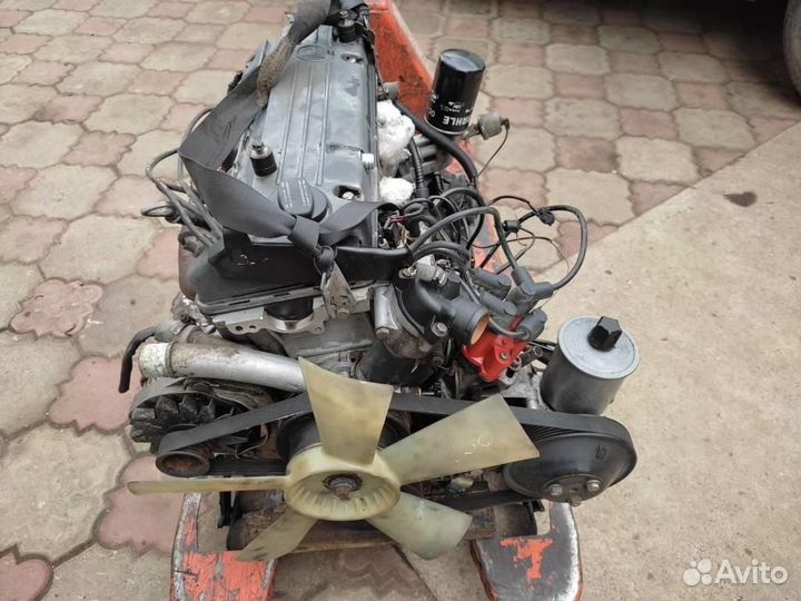 Двигатель бензин w124 E-class 102.963