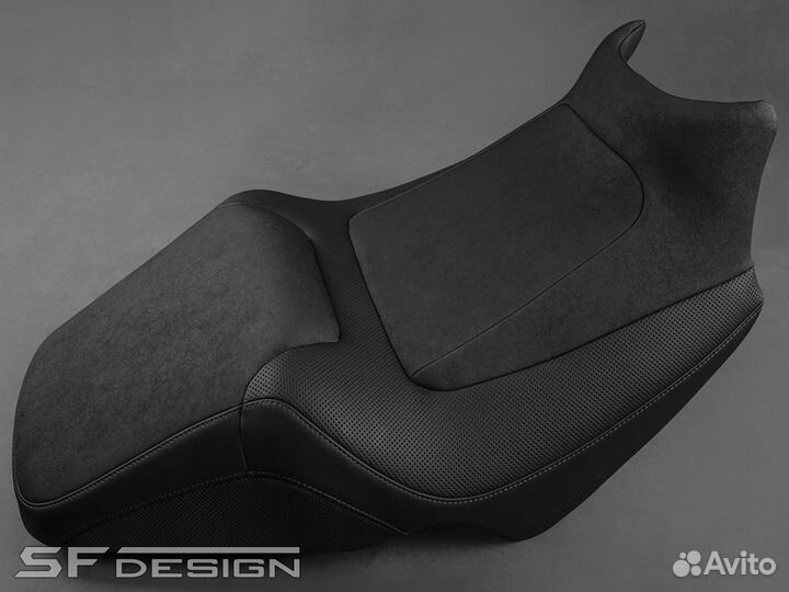 Сиденье для Honda CB1300X4 Black Storm Black Calm