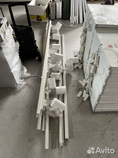 Трековые светильники + трековые шины