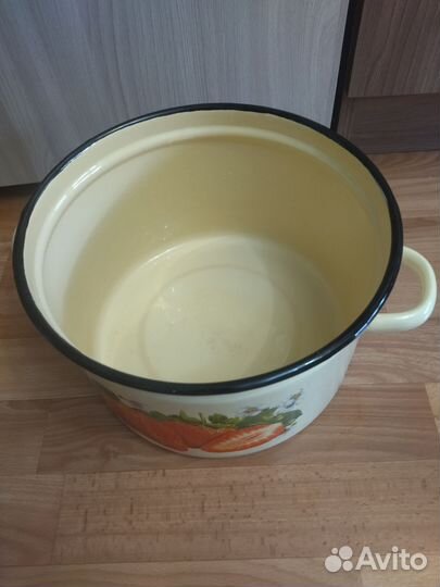 Кастрюля эмалированная 6 литров