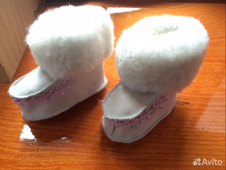 Варежки, рукавицы, шубенки из меха