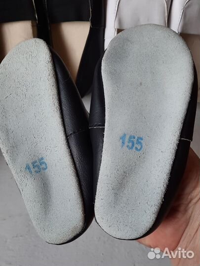 Чешки гимнастические детские - белые и черные