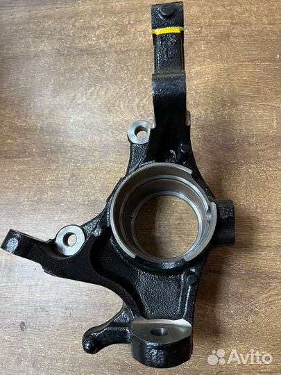 Кулак поворотный передний левый Elantra 11