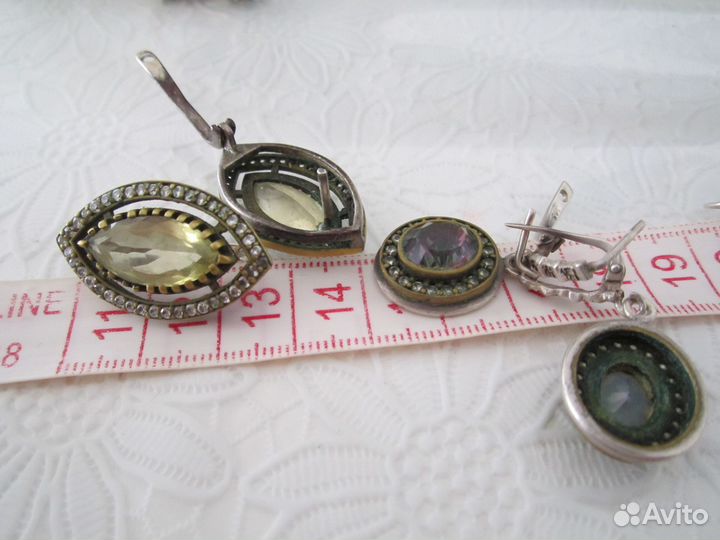 Серьги камени беломорит цитрин изумрудный гранат