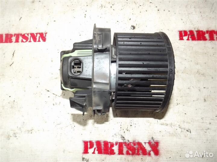 Моторчик печки Пежо 207