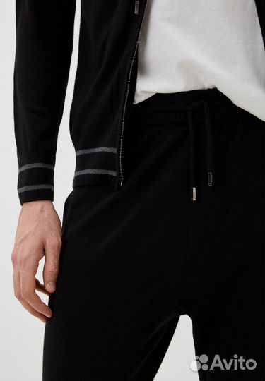 Костюм мужской новый