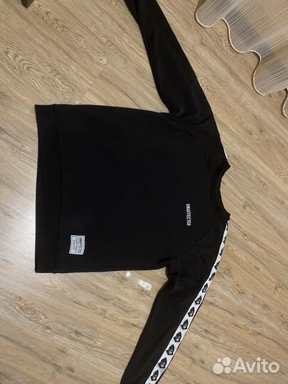 Свитшот unaffected