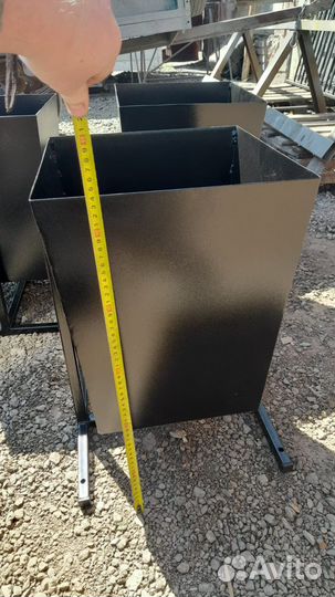 Урна уличная металлическая