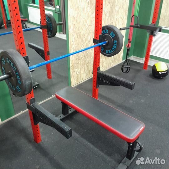 Спортивный уголок. Силовая рама. Спортинвентарь