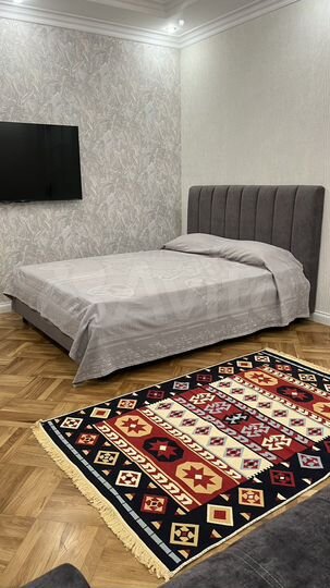 1-к. квартира, 42 м², 1/6 эт.