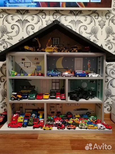 Полка домик для игрушек в наличии