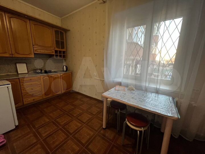 2-к. квартира, 50 м², 1/16 эт.
