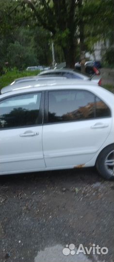 Mitsubishi Lancer 1.3 МТ, 2005, 176 000 км