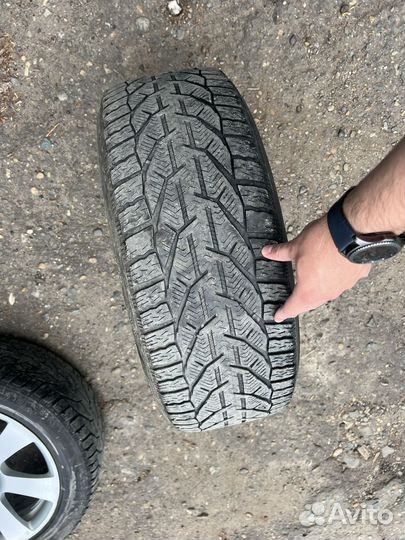 Колеса 225/50R17 мерседес