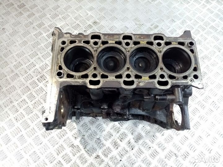 Б/У Низ двигателя D4HA#001