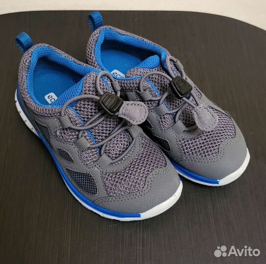 Кроссовки детские ecco