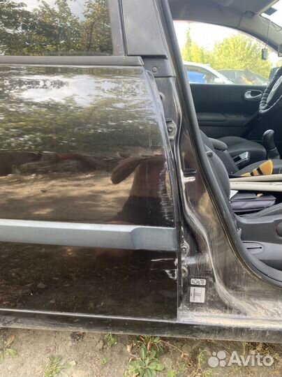 Дверь задняя правая рено меган 2