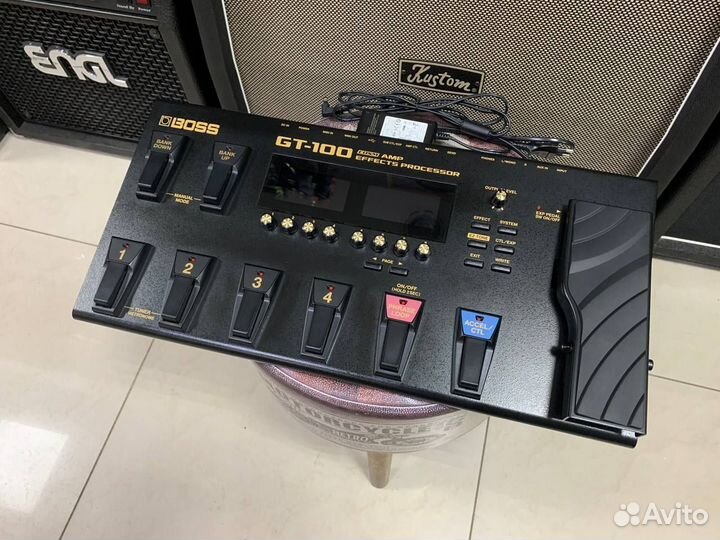 Гитарный процессор эффектов Boss GT-100 Ver 2