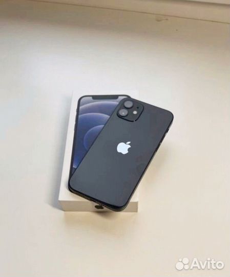 iPhone 12, 64 ГБ