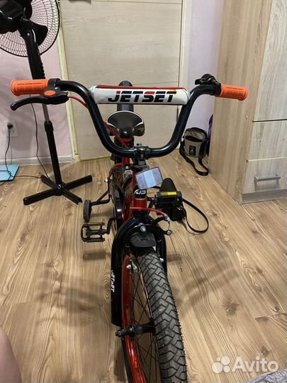 Детский трехколесный велосипед