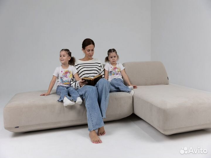 Диван прямои 4400х1700 мм