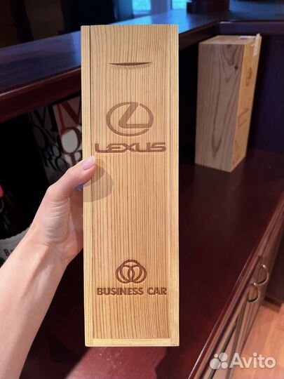 Подарочные деревянные коробки для бутылок