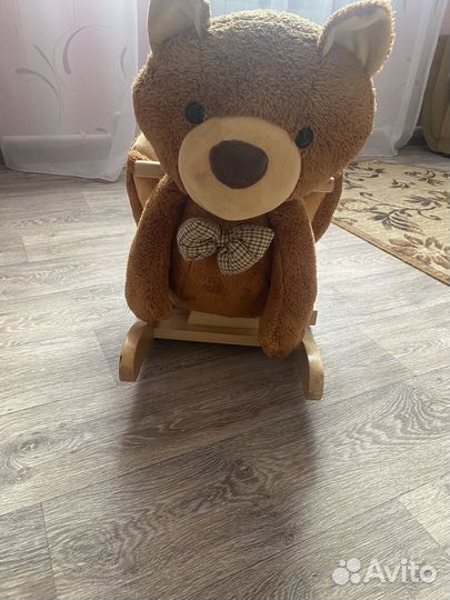 Детская игрушка качалка