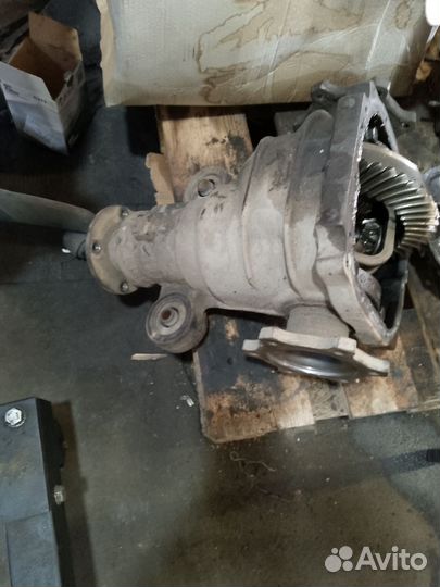 Задний редуктор на nissan armada