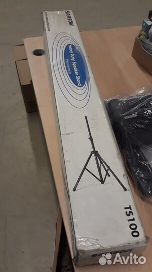 Стойка для акустических систем Samson TS100