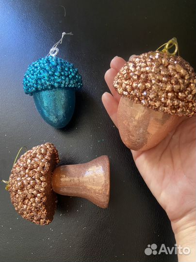 Новогодние шары, желуди, подвесы, декор