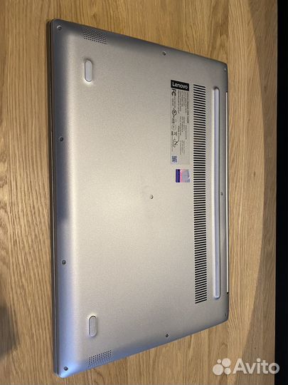 Ноутбук Lenovo Ryzen5/Vega8/8ram/256ssd