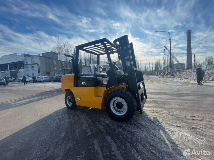 Вилочный погрузчик UN Forklifts FD70, 2023
