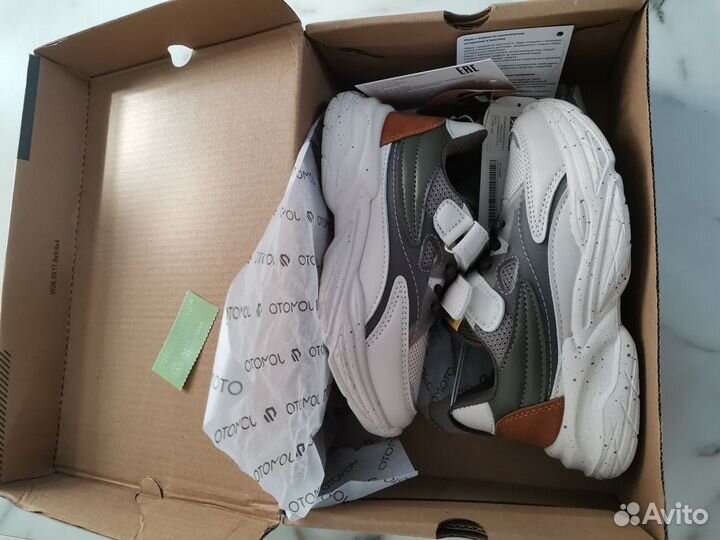 Новые кроссовки детские 28 р