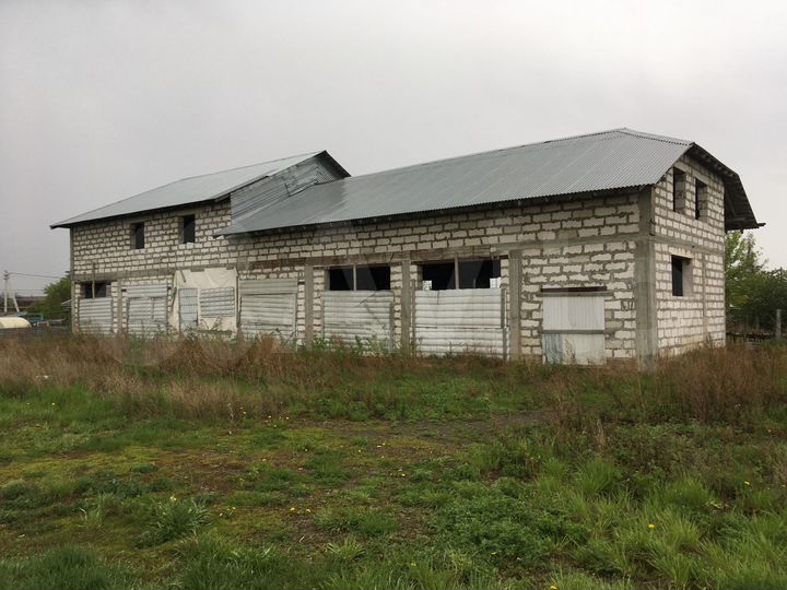 Здание, 546 м²