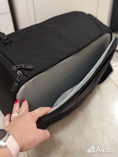 Фоторюкзак Lowepro Classified Sling 220 AW