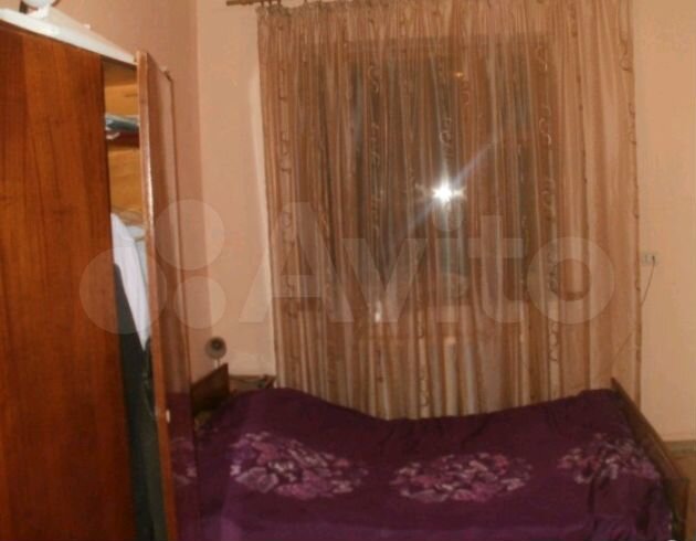 Комната 15 м² в 5-к., 2/2 эт.