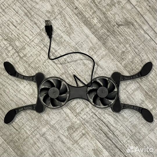 Охлаждающая подставка для ноутбука с вентиляторами